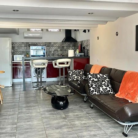 Chez Ben Avec Tout Le Confort Clim Wifi Netflix Gratuit 卡斯特尔 外观 照片